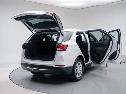 Used 2024 Chevrolet Equinox LT AWD/4WD image 22