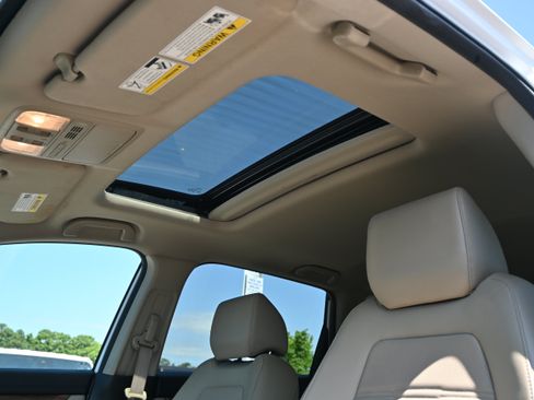 Used 2022 Honda CR-V EX-L image 27