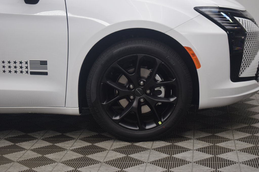 New 2027 Chrysler Pacifica Select FWD image 6
