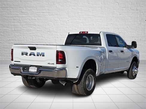 New 2025 RAM 3500 Big Horn image 4