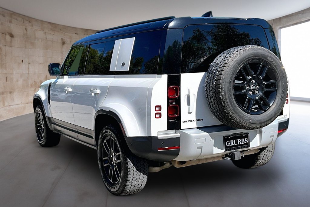 Used 2021 Land Rover Defender 110 S AWD/4WD image 14
