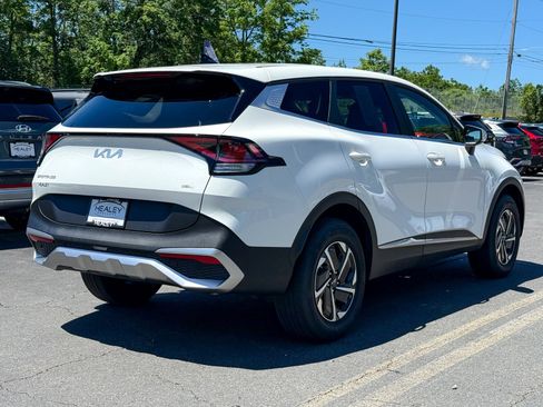 Used 2025 Kia Sportage LX AWD/4WD image 8