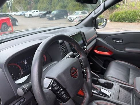Used 2024 Nissan Frontier PRO-4X w/ Pro Premium Package image 11