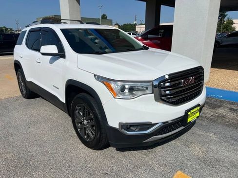 Used 2018 GMC Acadia SLT AWD/4WD image 2