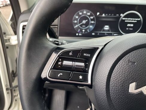 Certified 2024 Kia Seltos S image 21