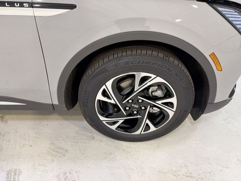 New 2026 Lincoln Nautilus Premier w/ Equipment Group 102A image 30