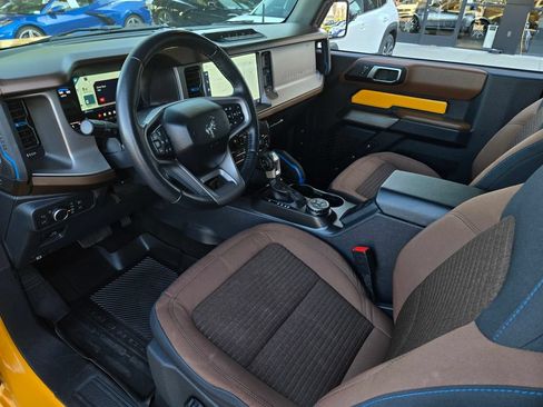 Used 2022 Ford Bronco Outer Banks w/ Sasquatch Package AWD/4WD image 10