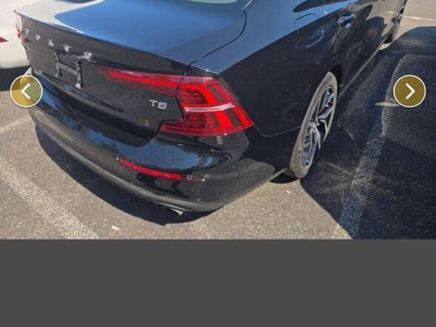 Used 2020 Volvo S60 T5 Momentum w/ Protection Package Premier FWD image 3