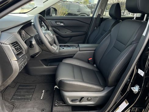 New 2026 Nissan Rogue Dark Armor image 13