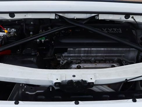 Used 2004 Toyota MR2 image 42