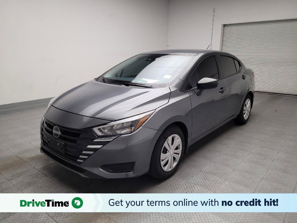 Used 2025 Nissan Versa S w/ Trunk Package FWD image 1