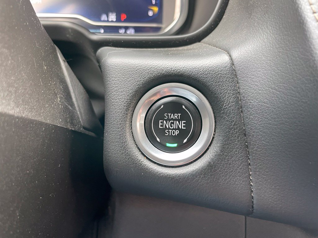 Used 2022 Chevrolet Tahoe Premier AWD/4WD image 38