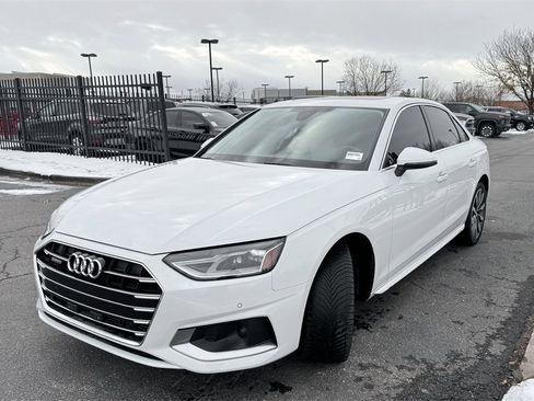 Used 2021 Audi A4 2.0T Premium w/ Convenience Package image 4