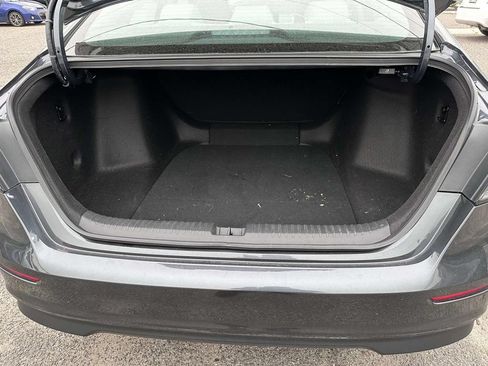 Used 2023 Honda Accord LX image 7
