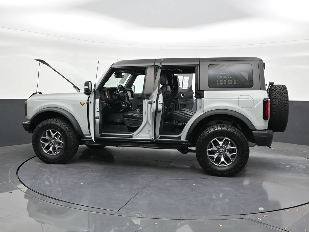 Used 2024 Ford Bronco Badlands AWD/4WD image 30
