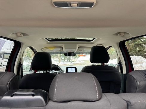 Used 2019 Ford EcoSport SE image 16