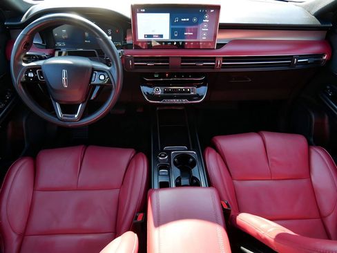 Certified 2023 Lincoln Corsair Reserve w/ Equipment Group 202A image 15