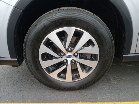 Used 2021 Subaru Outback Premium w/ Popular Package #1 image 28