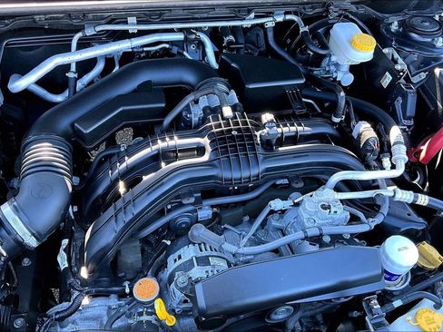 Used 2023 Subaru Crosstrek 2.0i Premium image 34