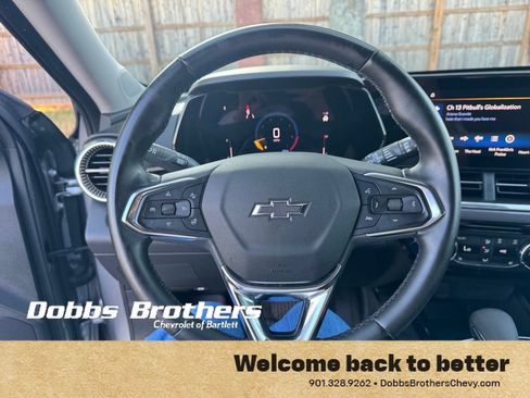 Used 2025 Chevrolet Trax ACTIV w/ Driver Confidence Package FWD image 17