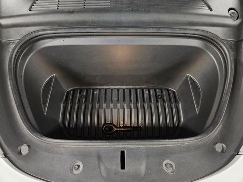 Used 2021 Tesla Model Y Long Range image 22