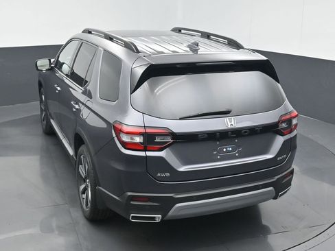 Used 2023 Honda Pilot Elite image 18