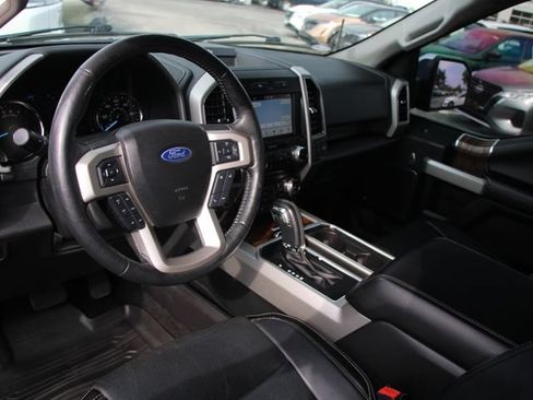 Used 2018 Ford F150 Lariat w/ Equipment Group 502A Luxury AWD/4WD image 4