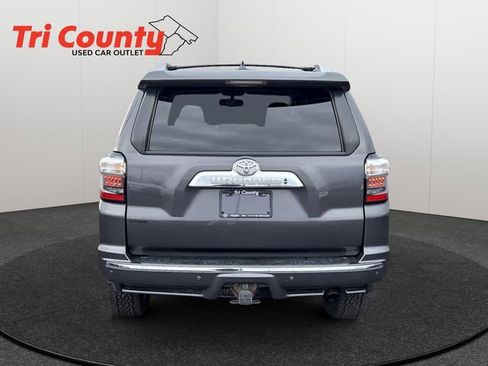 Used 2015 Toyota 4Runner Limited AWD/4WD image 7