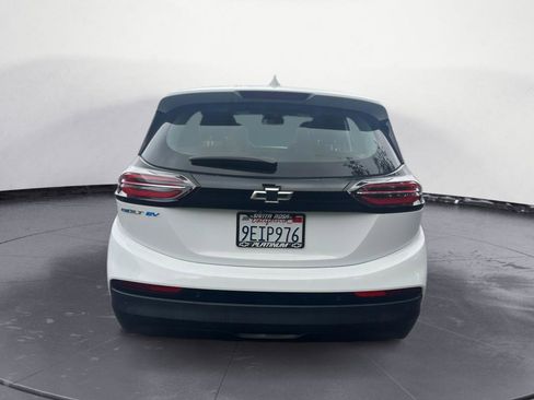 Used 2023 Chevrolet Bolt LT image 6