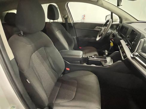 Used 2023 Kia Sportage LX AWD/4WD image 24