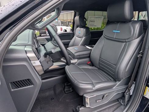 New 2025 Ford F150 Platinum w/ FX4 Off-Road Package image 5