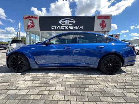 Used 2023 Cadillac CT5 V Blackwing w/ Carbon Fiber Package 2 RWD image 6