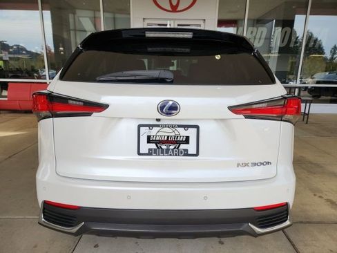 Used 2019 Lexus NX 300h AWD image 9