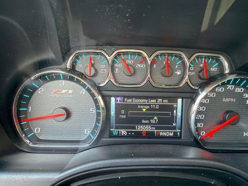 Used 2016 Chevrolet Silverado 2500 LT w/ Midnight Edition AWD/4WD image 17