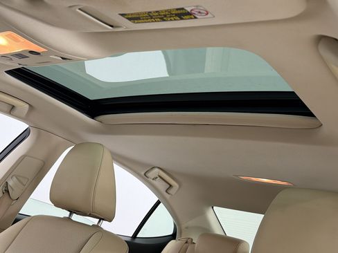 Used 2014 Lexus ES 350 w/ Premium Package FWD image 26