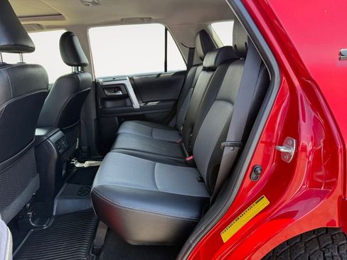 Used 2023 Toyota 4Runner SR5 Premium w/ Moonroof Package AWD/4WD image 13
