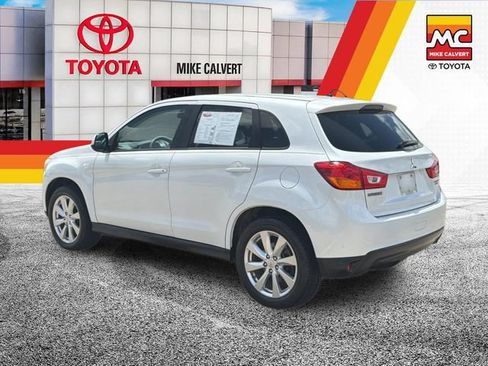 Used 2015 Mitsubishi Outlander Sport ES FWD image 3