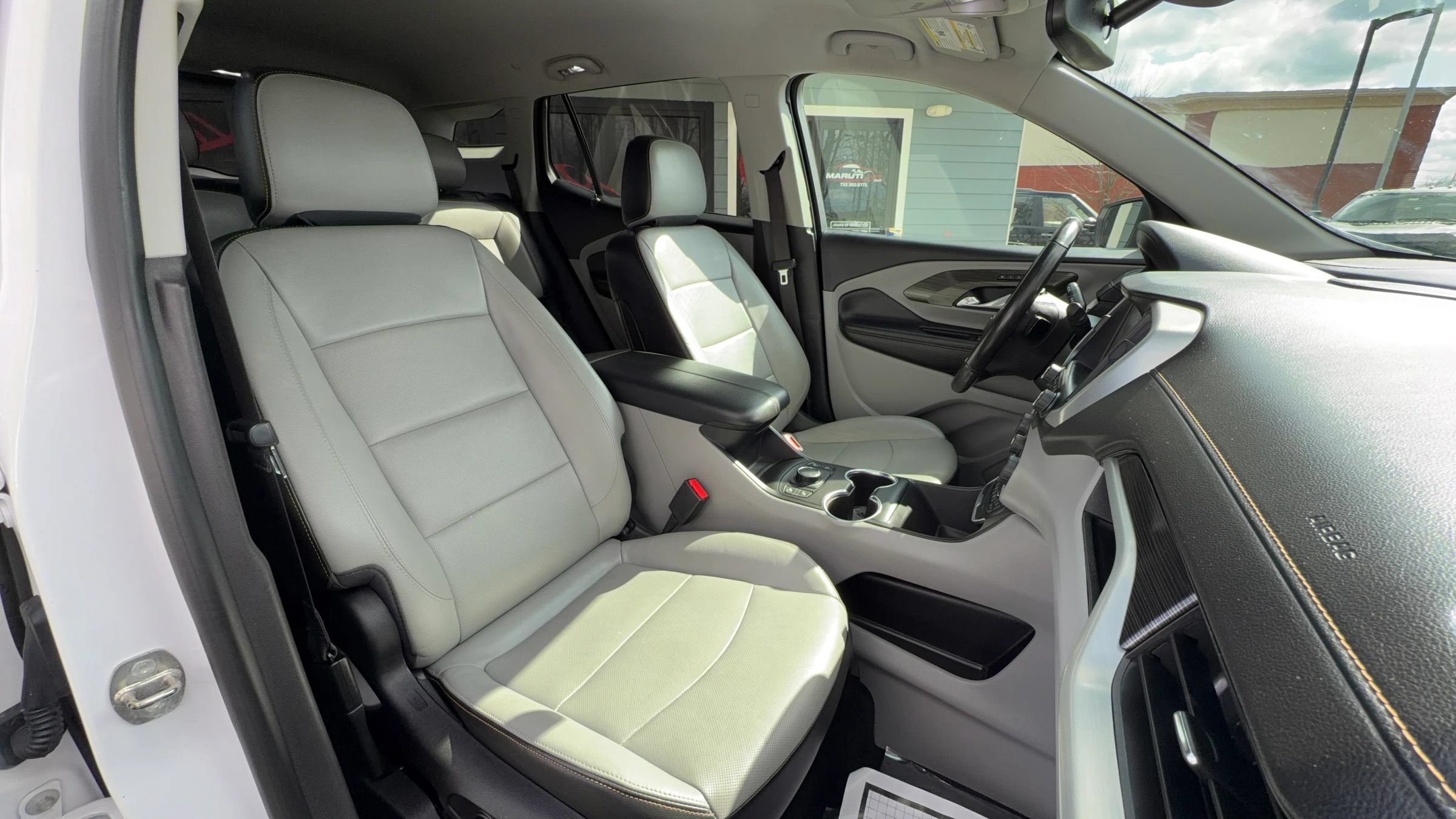 Used 2018 GMC Terrain SLT w/ Infotainment Package II AWD/4WD image 24