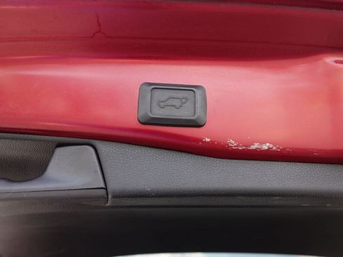 Used 2019 Toyota RAV4 XLE w/ Convenience Package image 17