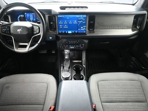 Used 2022 Ford Bronco Outer Banks w/ Sasquatch Package AWD/4WD image 19