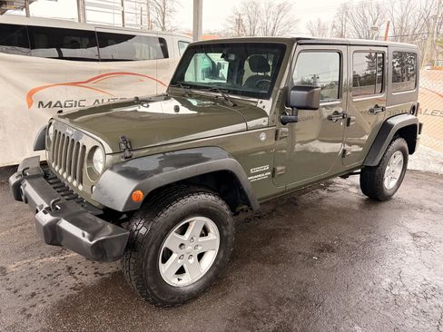 Used 2015 Jeep Wrangler Unlimited Sport w/ Quick Order Package 24S image 8