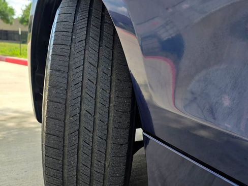 Used 2011 BMW 128i Convertible RWD image 42