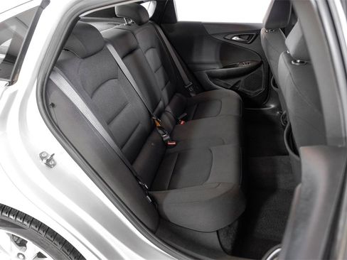 Used 2021 Chevrolet Malibu LT image 33