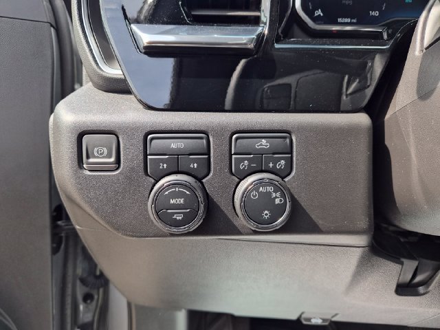 Used 2024 Chevrolet Silverado 1500 LT AWD/4WD image 17