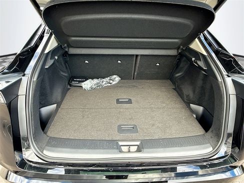 Used 2023 Nissan Ariya FWD image 30