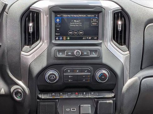 Used 2022 Chevrolet Silverado 1500 Custom RWD image 13