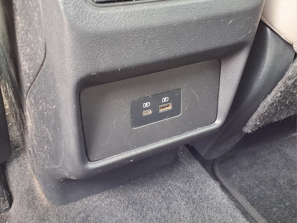 Used 2022 Nissan Rogue SV FWD image 20