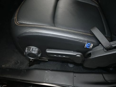 Used 2024 Jeep Gladiator Sport image 12