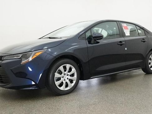 New 2026 Toyota Corolla LE FWD image 17