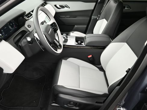Certified 2025 Land Rover Range Rover Velar Dynamic SE image 5